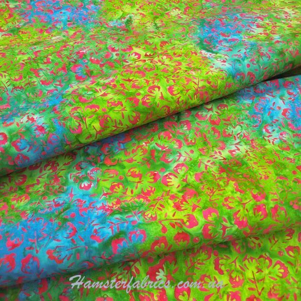 Batik Flower Buds Parrot Green, Батик для рукоделия и одежды, американский хлопок 19b-675 фото